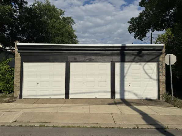 38 Chestnut St, Darby, PA 19023