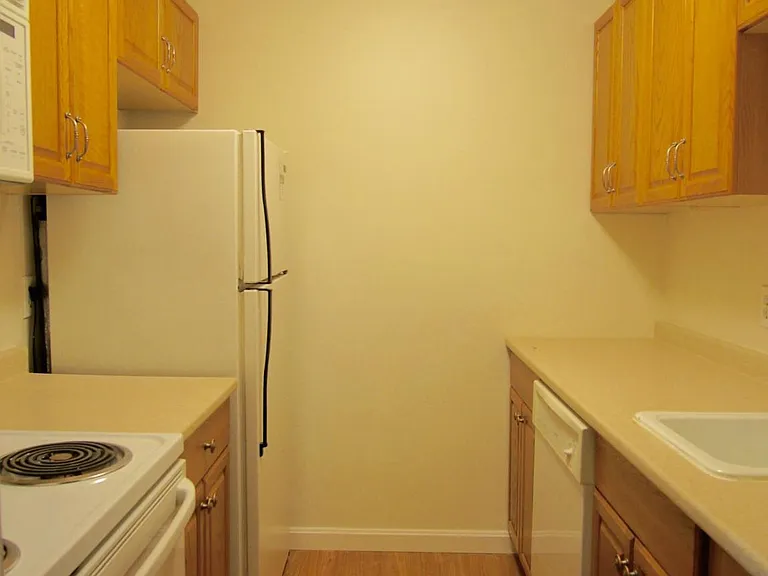 274 S Main St #36 — Photo 4