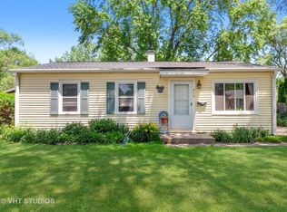 410 Saint Marys Pkwy, Buffalo Grove, IL 60089