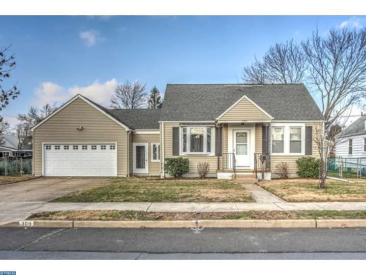 309 Finley Ave photo 1