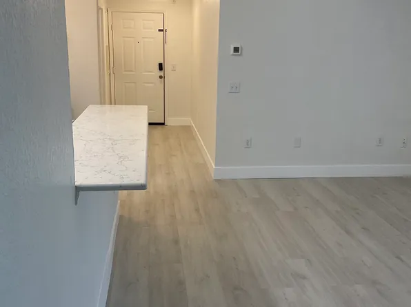 4140 Central Sarasota Pkwy APT 1228, Sarasota, FL 34238