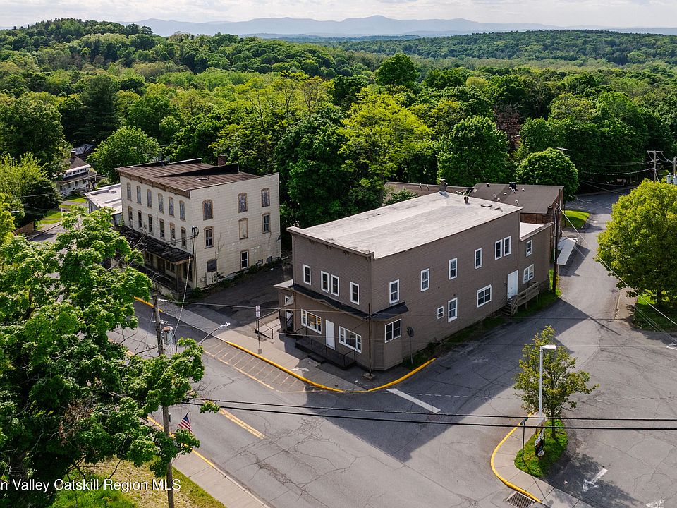 1st image of 62 Main Street