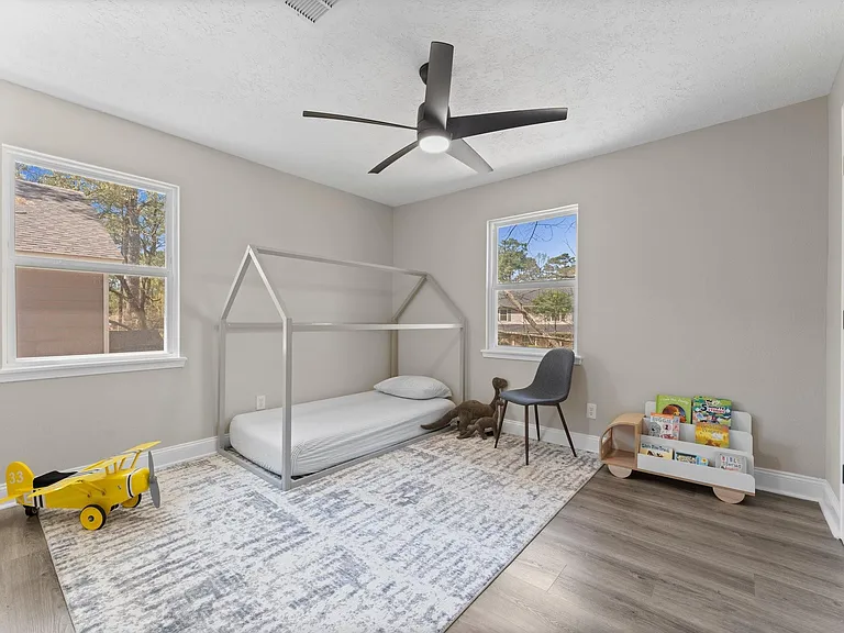 5207 Alamosa Ln — Photo 10