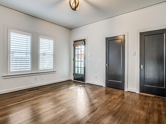 5th image of 4133 Stanhope Ave