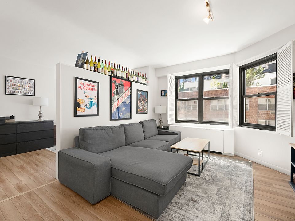 1st image of 220 E 57th St APT 11B