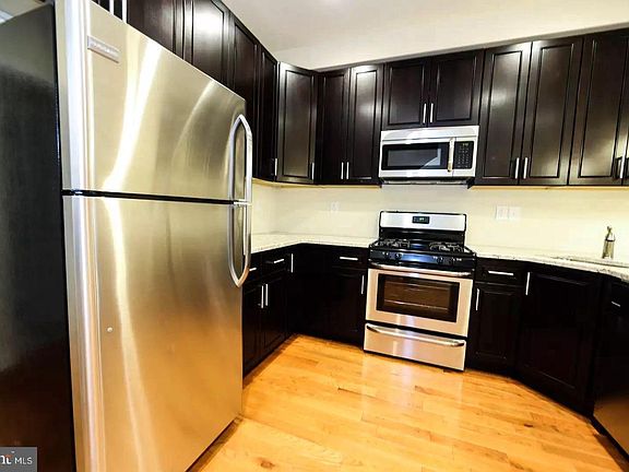 2nd image of 1406 N Willington St #2