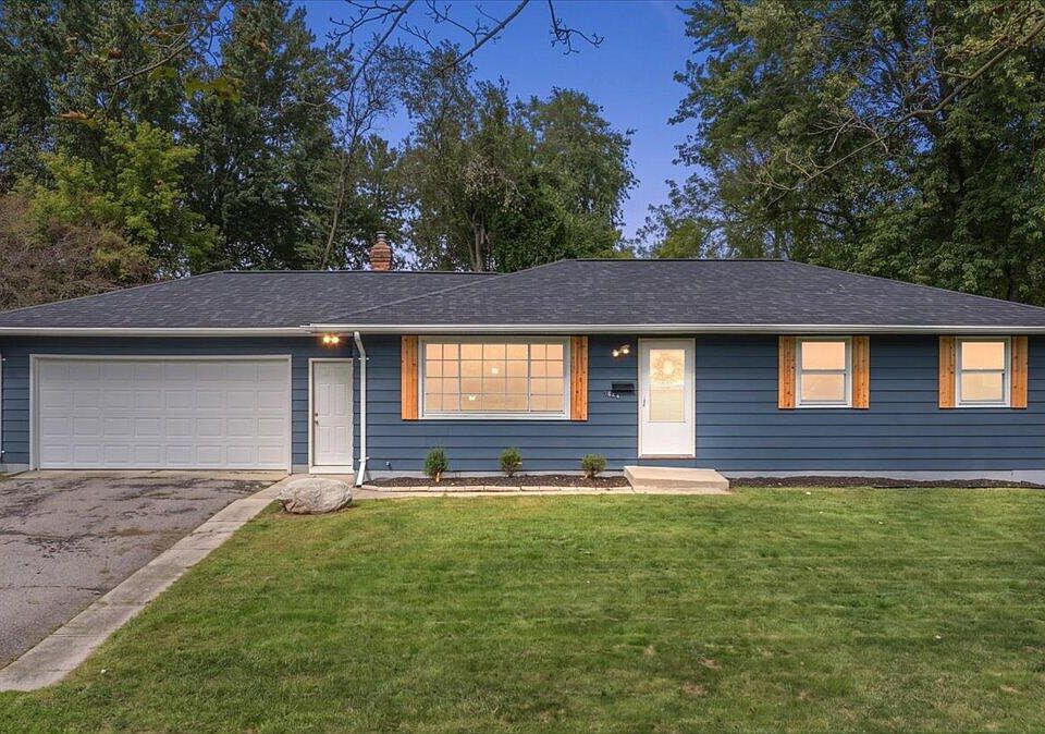 1st image of 3644 Edinburgh Dr