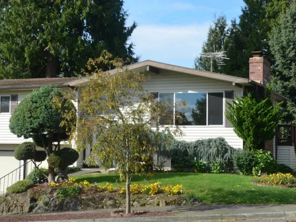 612 S 27th Ct, Renton, WA 98055