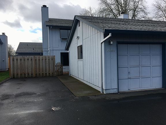 4th image of 1954 SE Quail Cir