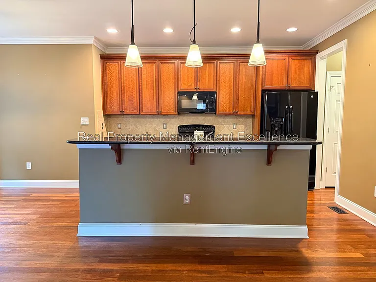 616 Lake Artesia Ln — Photo 14