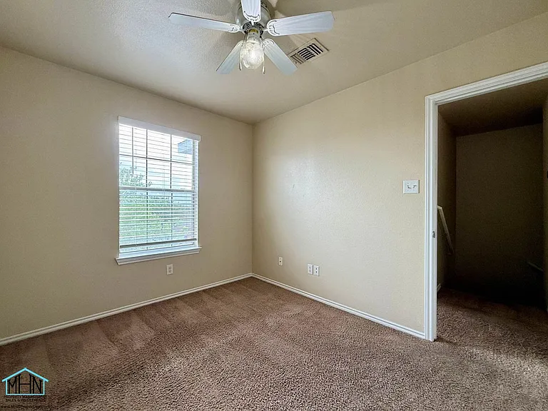5807 Golf Bnd #2 — Photo 8