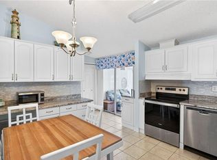 10390 Wales LOOP, BONITA SPRINGS, FL 34135