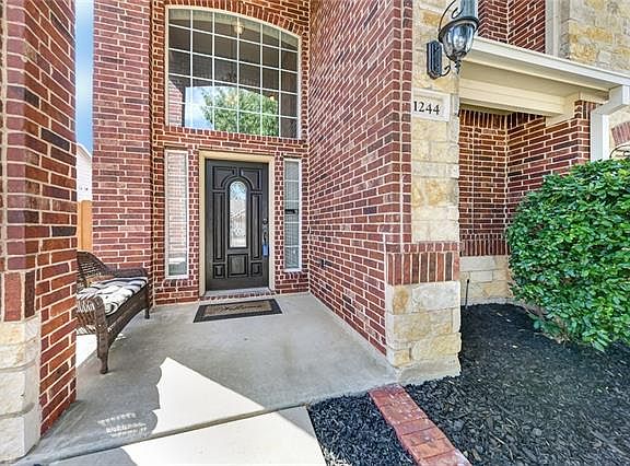 4th image of 1244 Shalimar Dr