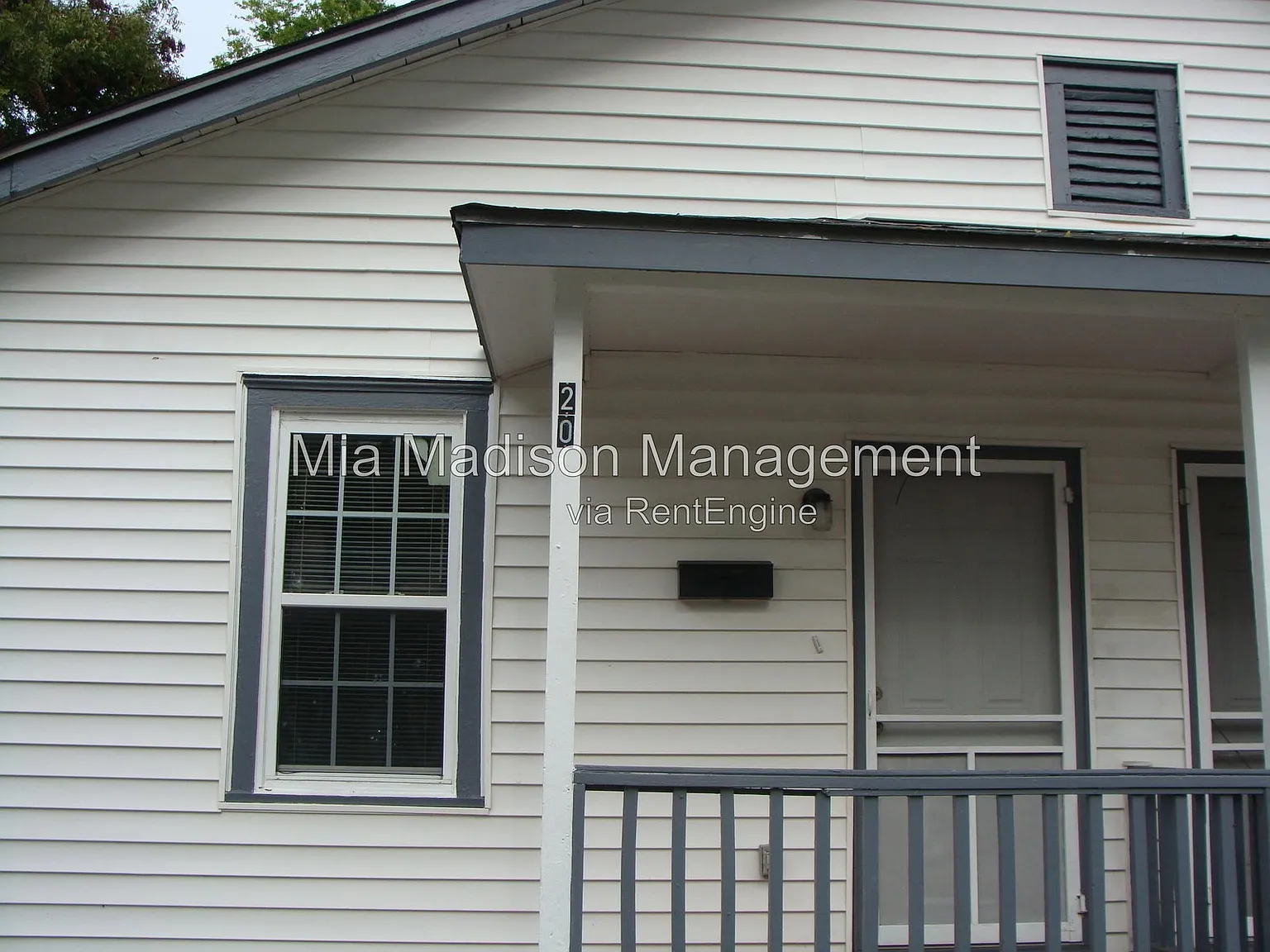 2 bed, 1.0 bath, 954 sqft, $1,175 — Photo 2