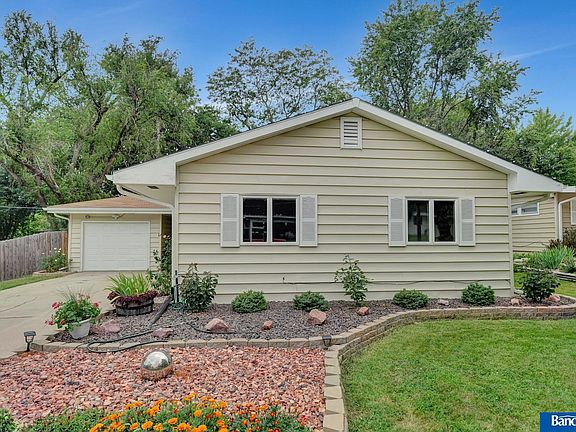 4th image of 625 Eldora Ln
