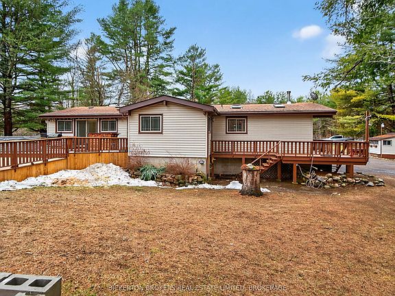 5th image of 87 Fitzsimmons Rd