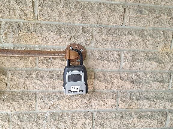 4th image of 400 Glendale Rd Unit 34