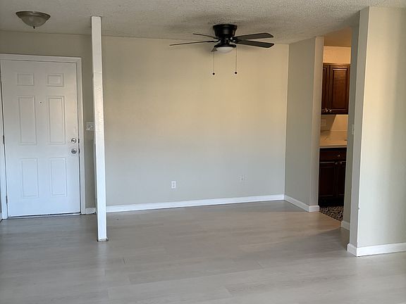 3rd image of 3620 Verde Dr #301