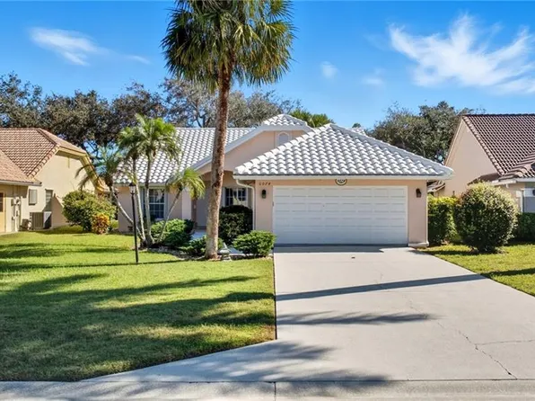 6074 Westbourgh DR, NAPLES, FL 34112