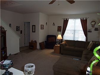 5th image of 28 Dolmen Ln