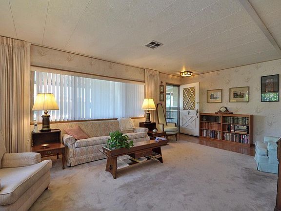 4th image of 112 Quail Hollow Dr