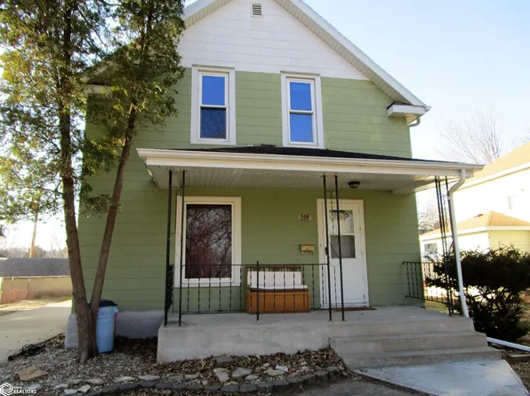 209 Park Ave, Iowa Falls, IA 50126