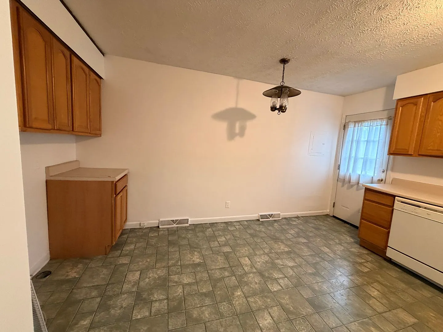 46 Dantley Drive — Photo 4
