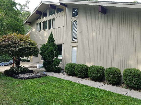 2nd image of 8617 State Road 43 N