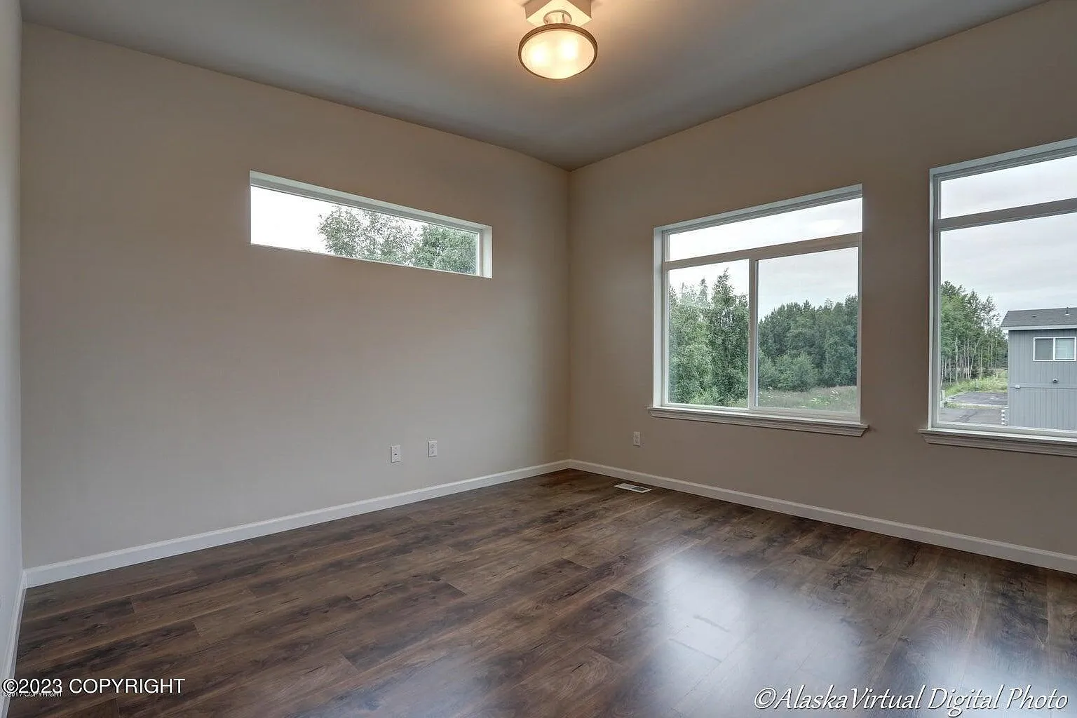 3 bed, 1000 sqft, $2,395 — Photo 4