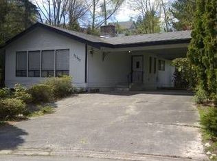 20405 54th Pl NE, Seattle, WA 98155