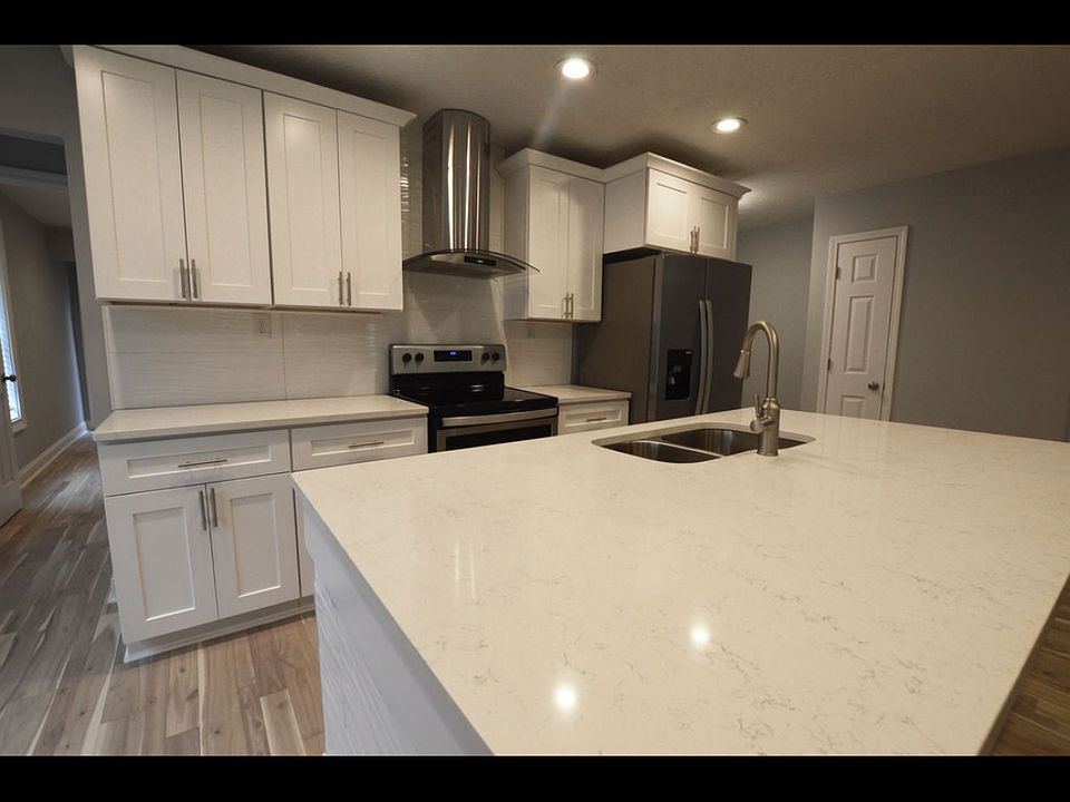 Main Level Kitchen