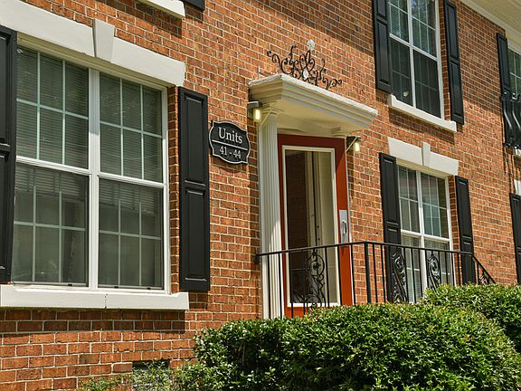 Hidden Colony Apartments Exterior