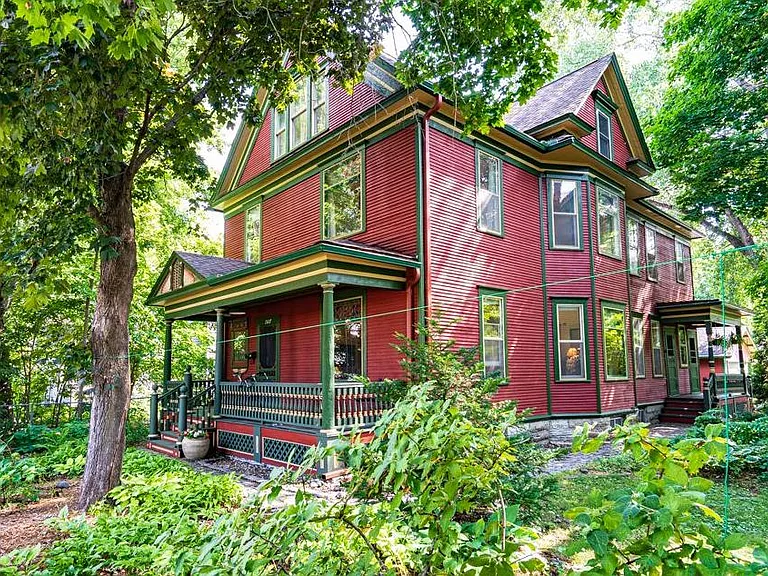 1507 Washington St NE #1 — Photo 1