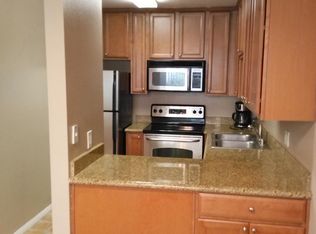 521 Woodside Oaks APT 8, Sacramento, CA 95825
