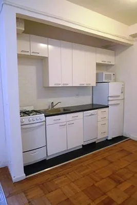 Sold by Raz Realty | media 5