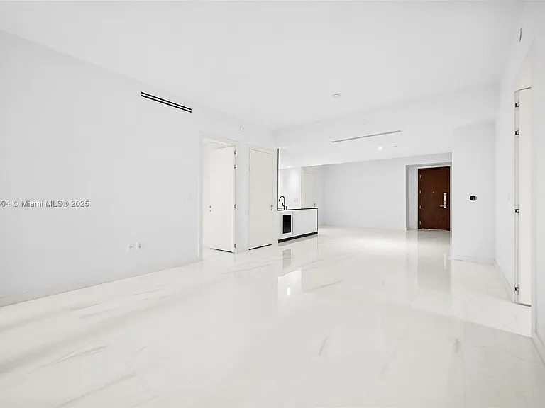 300 Biscayne Boulevard Way #3509 — Photo 31