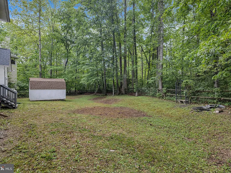 583 Norwich Dr — Photo 38
