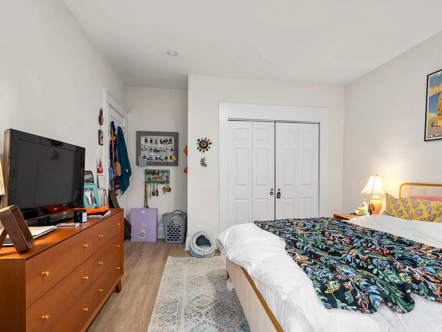 3 bed, 1.5 bath, 1200 sqft, $4,200 — Photo 3
