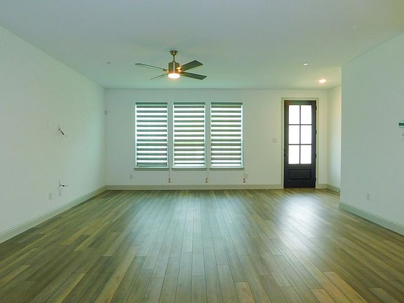 4th image of 12873 Teton St
