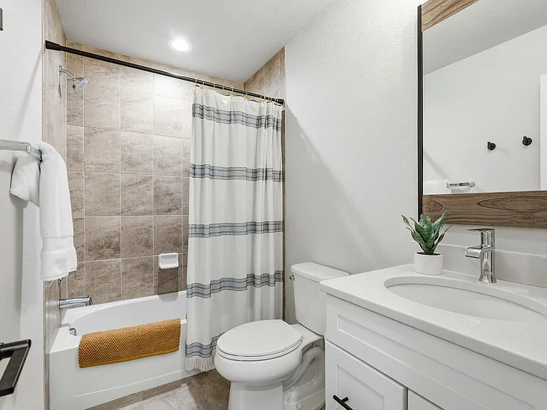 4127 Parkwood Trl — Photo 40