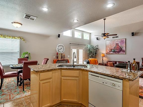 2nd image of 12448 Tierra Encino Dr