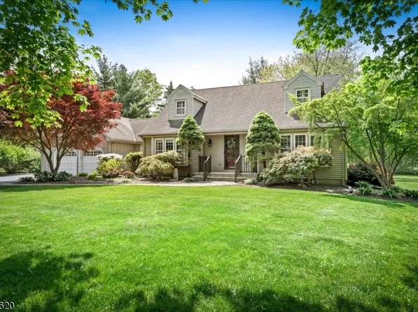 39 Catskill Ct, Montgomery Twp., NJ 08502
