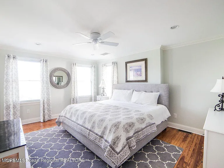 413 Main Ave — Photo 6