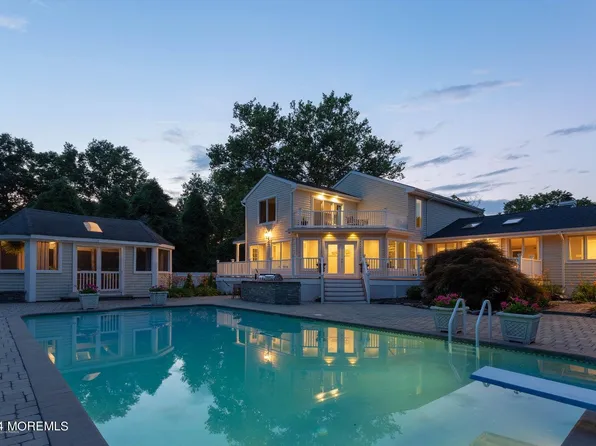 103 Cloverdale Circle, Tinton Falls, NJ 07724