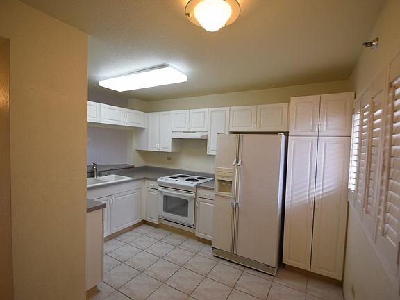 2nd image of 3075 Ala Poha Pl APT 1207
