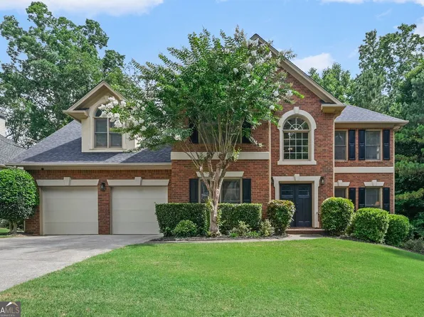 4195 Canterbury Walk Dr, Duluth, GA 30097
