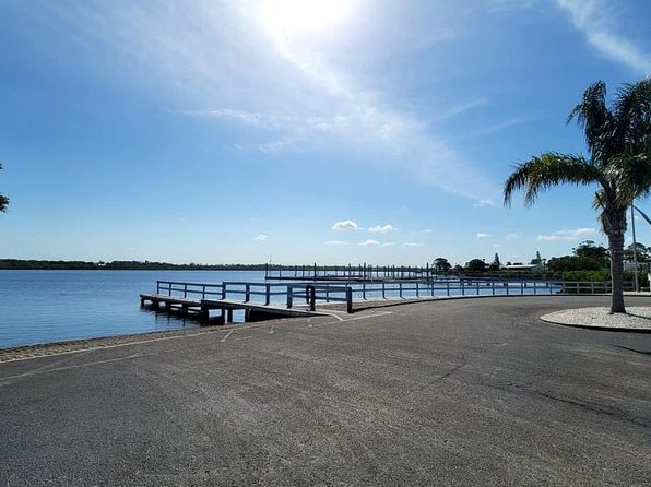 2407 Pier Dr