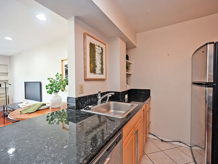 1815 William Howard Taft Rd #701 — Photo 10