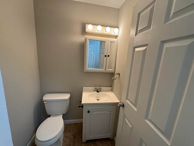 7911 Angel Ct — Photo 9