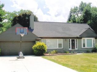 18551 Saratoga Blvd, Lathrup Village, MI 48076